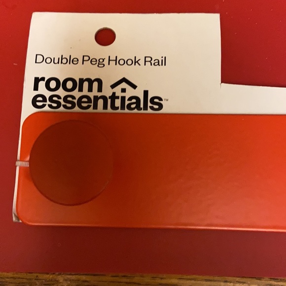 Two for One Price 🍑A peach of a deal! CoatHangers - Picture 2 of 4